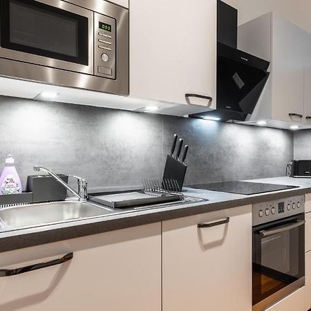 Trendy Apt With - Smart Tv, Coffee Machine In Meidling Wien Eksteriør billede