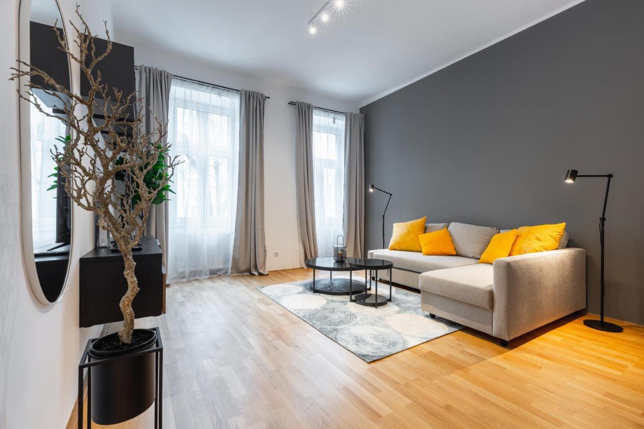 Trendy Apt With - Smart Tv, Coffee Machine In Meidling Wien Eksteriør billede