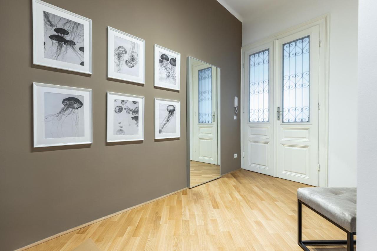 Trendy Apt With - Smart Tv, Coffee Machine In Meidling Wien Eksteriør billede